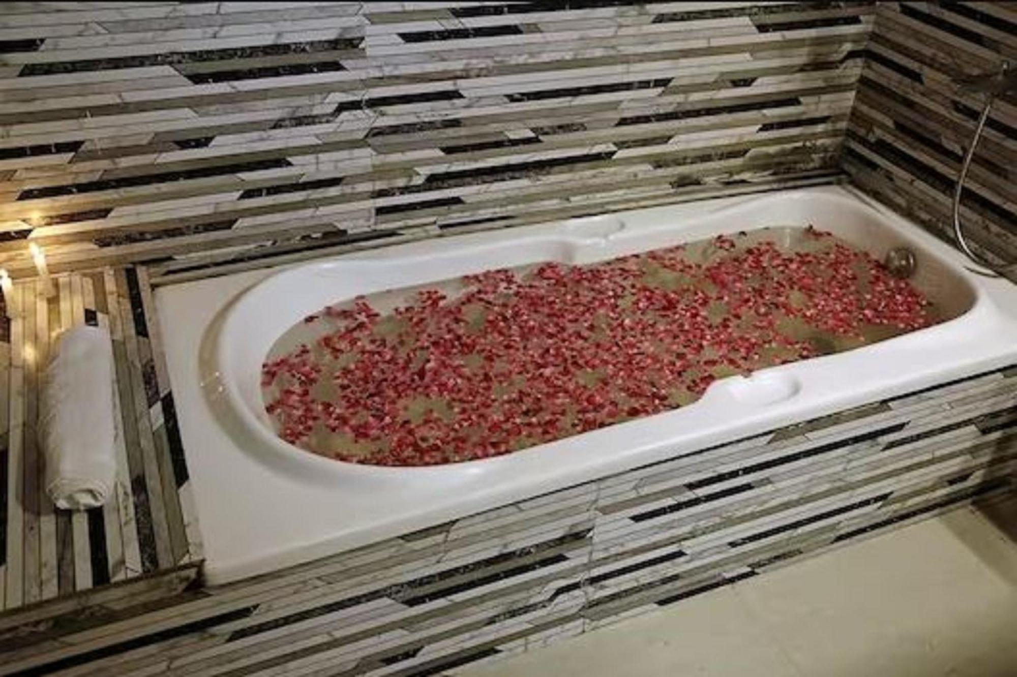Hotel True Stay At New Delhi Railway Station Bagian luar foto